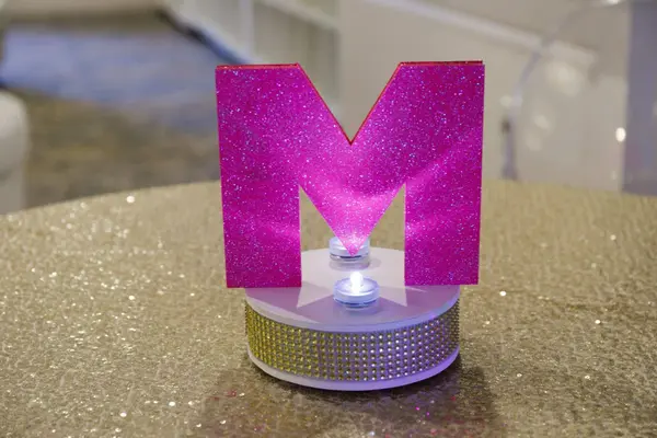 Glitter M Centerpiece