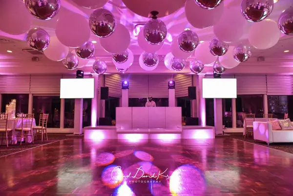 White and Silver Ceiling Balloons