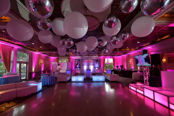 White and Silver Ceiling Balloons