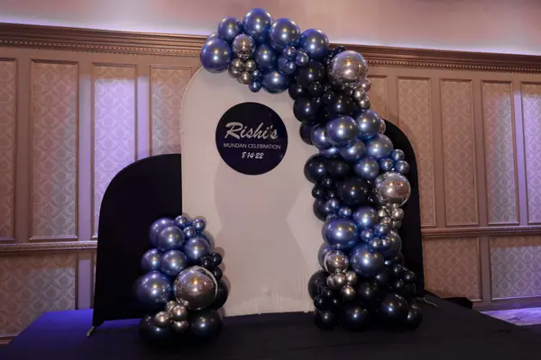 Metallic Shades of Blue Balloon Garland