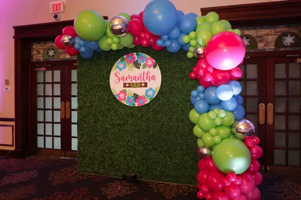 Tropical Balloon Garland