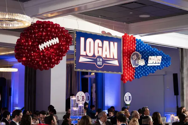 Giants Themed Balloon Sculpture