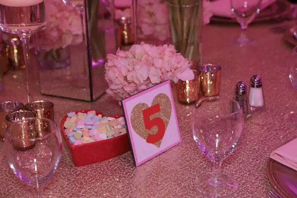 Glitter Heart Table Sign