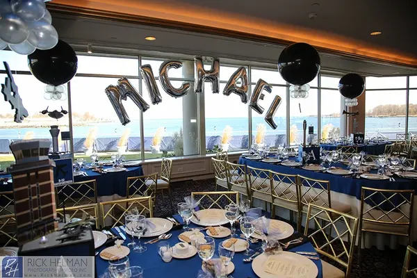 Mylar Name in Balloons